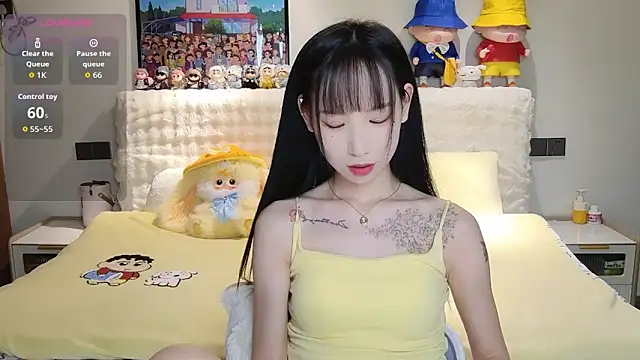 Snapshot of M-OTT_ chatting on November 7, 2025, 12:42 pm M-OTT online show from November 7, 2025, 12:42 pm