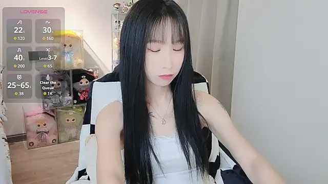 Snapshot of M-OTT_ chatting on December 5, 2025, 2:48 pm M-OTT online show from December 5, 2025, 2:48 pm