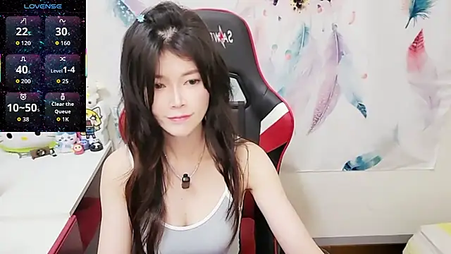 Snapshot of Alina10932 chatting on November 10, 2025, 8:52 am Alina10932 online show from November 10, 2025, 8:52 am