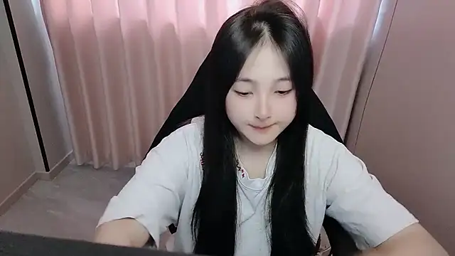 xxz98 online show from April 12, 2026, 9:01 am