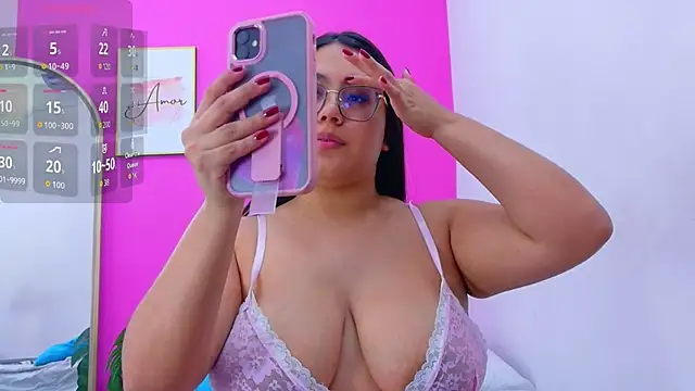 Daddyfavouritegirl online show from October 5, 2025, 1:13 pm