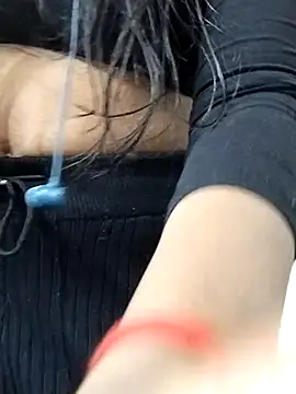 Snapshot of Laxmi_89 chatting on December 2, 2025, 3:30 am Laxmi 89 online show from December 2, 2025, 3:30 am