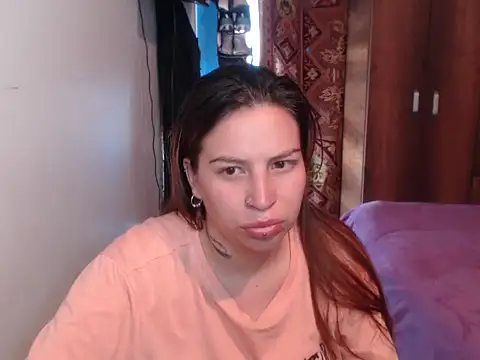 cloequeen15 online show from February 25, 2026, 1:11 pm