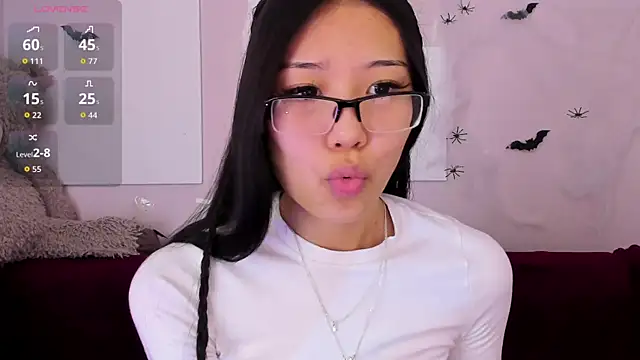 kuro mimi online show from October 29, 2025, 9:19 am