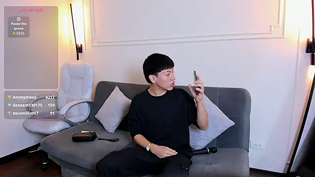 Snapshot of Abraham_horny18 chatting on October 15, 2025, 12:57 pm Abraham horny18 online show from October 15, 2025, 12:57 pm
