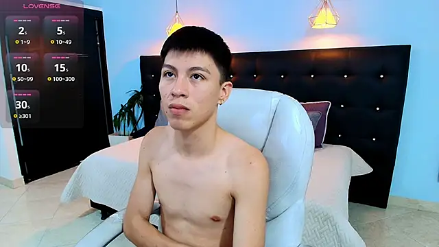 Snapshot of Abraham_horny18 chatting on September 9, 2025, 8:29 pm Abraham horny18 online show from September 9, 2025, 8:29 pm
