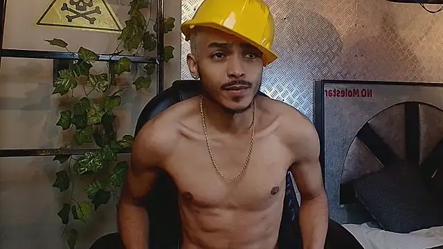 Snapshot of MarcusRain_ chatting on February 2, 2026, 3:16 am MarcusRain online show from February 2, 2026, 3:16 am