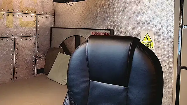 Snapshot of MarcusRain_ chatting on January 18, 2026, 4:16 am MarcusRain online show from January 18, 2026, 4:16 am