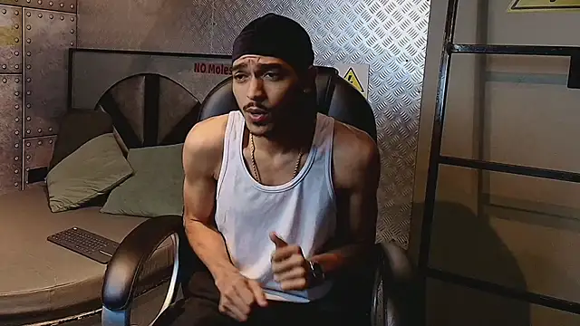 Snapshot of MarcusRain_ chatting on January 17, 2026, 3:10 am MarcusRain online show from January 17, 2026, 3:10 am