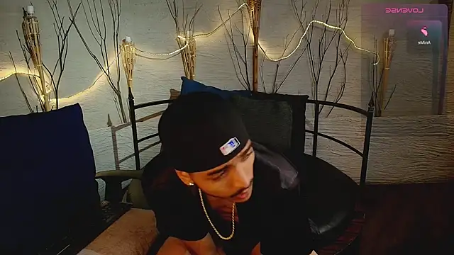 MarcusRain  online show from November 30, 2025, 4:35 am