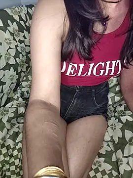 Snapshot of Laila_Pahadi chatting on November 4, 2025, 6:11 pm Laila Pahadi online show from November 4, 2025, 6:11 pm