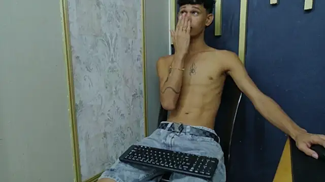 Snapshot of Just_D4v7 chatting on December 5, 2025, 11:53 am Just D4v7 online show from December 5, 2025, 11:53 am