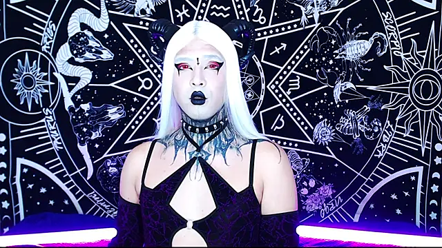 naomi satan online show from April 17, 2026, 10:01 pm