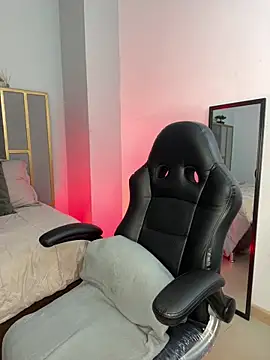 Esmeralda CO online show from December 21, 2025, 1:13 pm