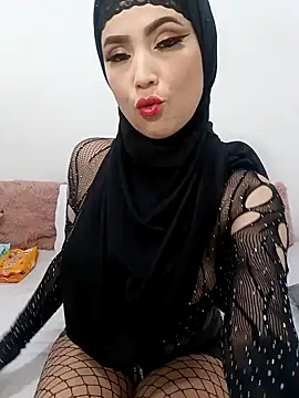 jamila zair online show from March 5, 2026, 9:54 pm