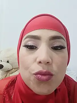 Snapshot of jamila_zair chatting on May 13, 2026, 2:24 pm jamila zair online show from May 13, 2026, 2:24 pm