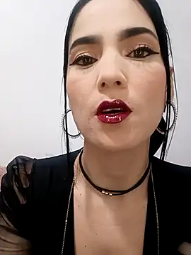 Snapshot of jamila_zair chatting on December 4, 2025, 12:48 pm jamila zair online show from December 4, 2025, 12:48 pm