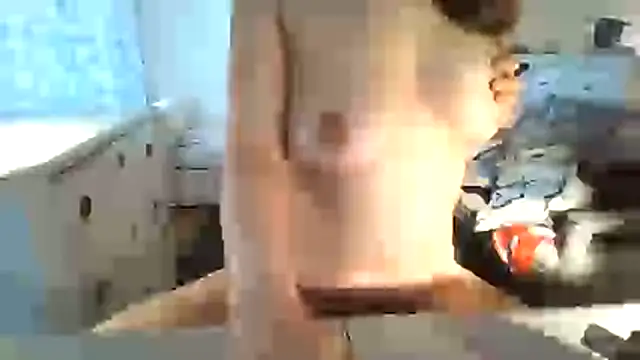 Sandrababe1010 online show from March 25, 2026, 9:41 am