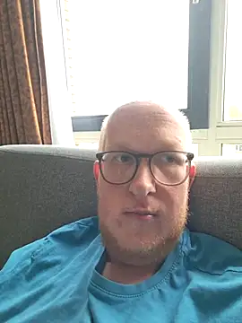 geilerd122 online show from March 24, 2026, 5:13 pm