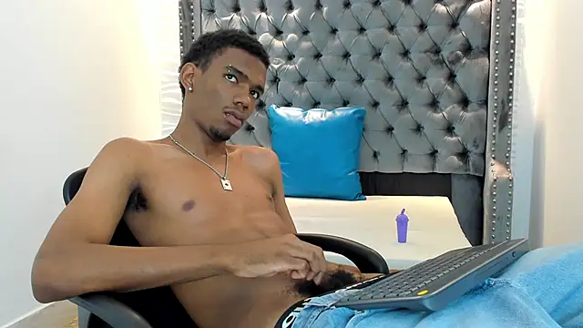 Snapshot of nero_reyd chatting on November 29, 2025, 7:36 pm nero reyd online show from November 29, 2025, 7:36 pm