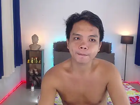 XExtraServiceManX online show from November 5, 2025, 1:31 am