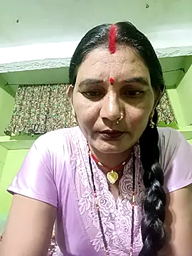 Snapshot of ZIVAA chatting on July 16, 2026, 5:04 am ZIVAA online show from July 16, 2026, 5:04 am