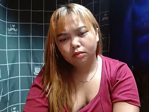 Snapshot of Hajaima chatting on November 14, 2025, 2:43 pm Hajaima online show from November 14, 2025, 2:43 pm