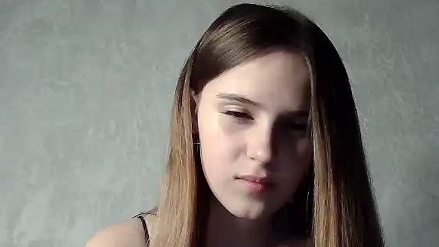 Snapshot of SweetLoraa chatting on September 10, 2025, 5:12 pm SweetLoraa online show from September 10, 2025, 5:12 pm