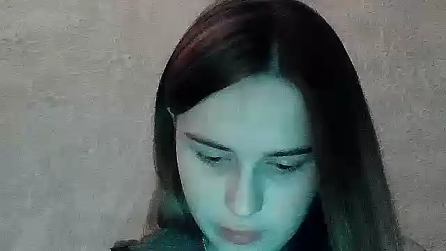 Snapshot of SweetLoraa chatting on November 17, 2025, 4:22 pm SweetLoraa online show from November 17, 2025, 4:22 pm