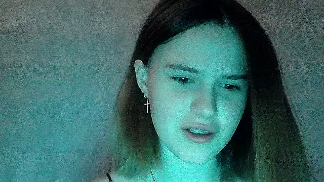 Snapshot of SweetLoraa chatting on October 26, 2025, 8:31 pm SweetLoraa online show from October 26, 2025, 8:31 pm