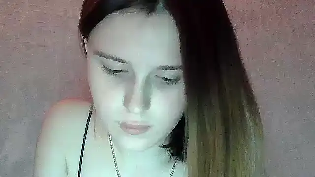 Snapshot of SweetLoraa chatting on October 30, 2025, 1:04 am SweetLoraa online show from October 30, 2025, 1:04 am