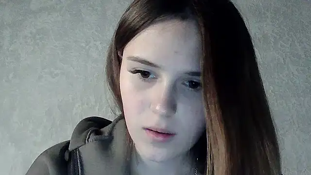 Snapshot of SweetLoraa chatting on October 11, 2025, 6:42 pm SweetLoraa online show from October 11, 2025, 6:42 pm
