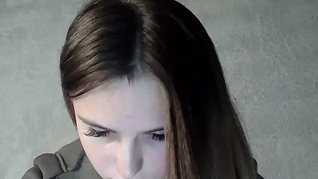 Snapshot of SweetLoraa chatting on October 12, 2025, 6:20 pm SweetLoraa online show from October 12, 2025, 6:20 pm