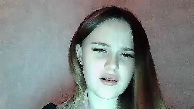 Snapshot of SweetLoraa chatting on November 26, 2025, 7:47 pm SweetLoraa online show from November 26, 2025, 7:47 pm