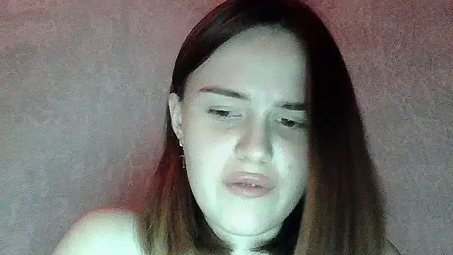 Snapshot of SweetLoraa chatting on November 18, 2025, 2:31 pm SweetLoraa online show from November 18, 2025, 2:31 pm