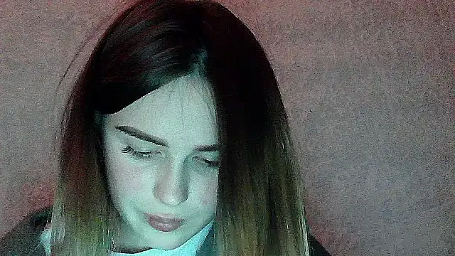 Snapshot of SweetLoraa chatting on November 13, 2025, 7:07 pm SweetLoraa online show from November 13, 2025, 7:07 pm