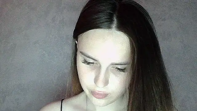SweetLoraa online show from May 28, 2026, 3:03 am