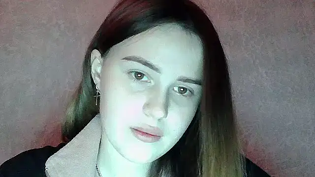 Snapshot of SweetLoraa chatting on December 13, 2025, 8:04 pm SweetLoraa online show from December 13, 2025, 8:04 pm