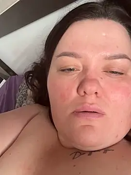 SunnyLeila2101 online show from February 18, 2026, 11:06 am