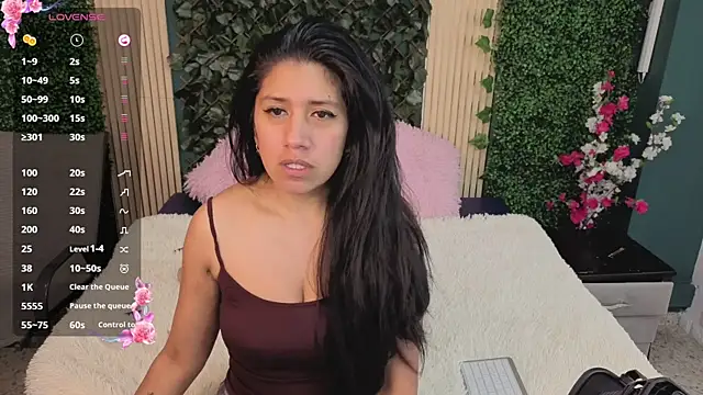 Snapshot of MihaCarther chatting on October 4, 2025, 1:34 pm MihaCarther online show from October 4, 2025, 1:34 pm