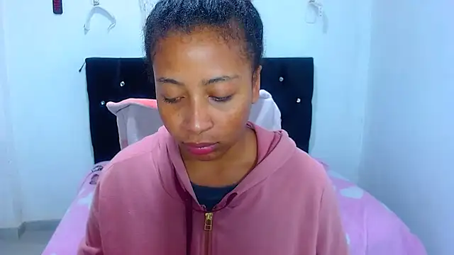 Snapshot of Gabi_Jhons_23 chatting on December 5, 2025, 10:36 am Gabi Jhons 23 online show from December 5, 2025, 10:36 am