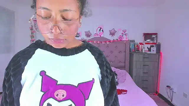 Snapshot of Gabi_Jhons_23 chatting on September 11, 2025, 11:32 am Gabi Jhons 23 online show from September 11, 2025, 11:32 am