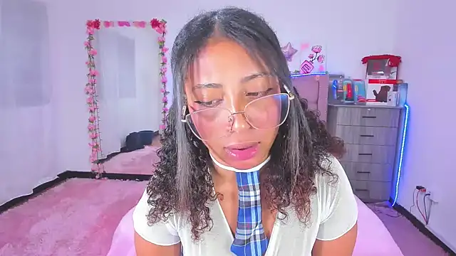 Snapshot of Gabi_Jhons_23 chatting on October 1, 2025, 1:00 am Gabi Jhons 23 online show from October 1, 2025, 1:00 am