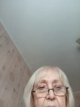 Snapshot of Anatolia5961 chatting on June 26, 2026, 12:55 pm Anatolia5961 online show from June 26, 2026, 12:55 pm