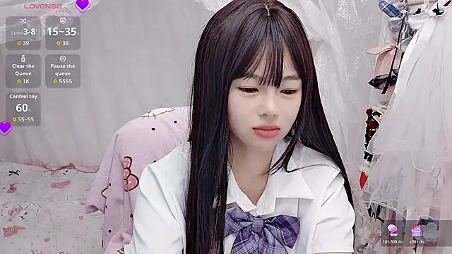 9aunatiis online show from February 27, 2026, 9:58 pm