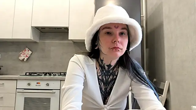 Snapshot of HighelikeGirl chatting on March 3, 2026, 6:09 am HighelikeGirl online show from March 3, 2026, 6:09 am