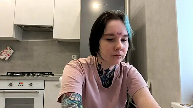 Snapshot of HighelikeGirl chatting on March 2, 2026, 7:15 am HighelikeGirl online show from March 2, 2026, 7:15 am