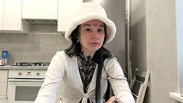 Snapshot of HighelikeGirl chatting on January 19, 2026, 7:01 am HighelikeGirl online show from January 19, 2026, 7:01 am