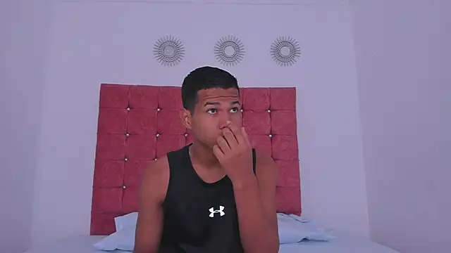 Snapshot of KingStark_ chatting on October 24, 2025, 11:20 am KingStark online show from October 24, 2025, 11:20 am