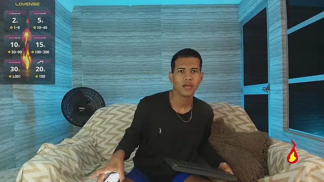 Snapshot of KingStark_ chatting on November 12, 2025, 11:14 am KingStark online show from November 12, 2025, 11:14 am